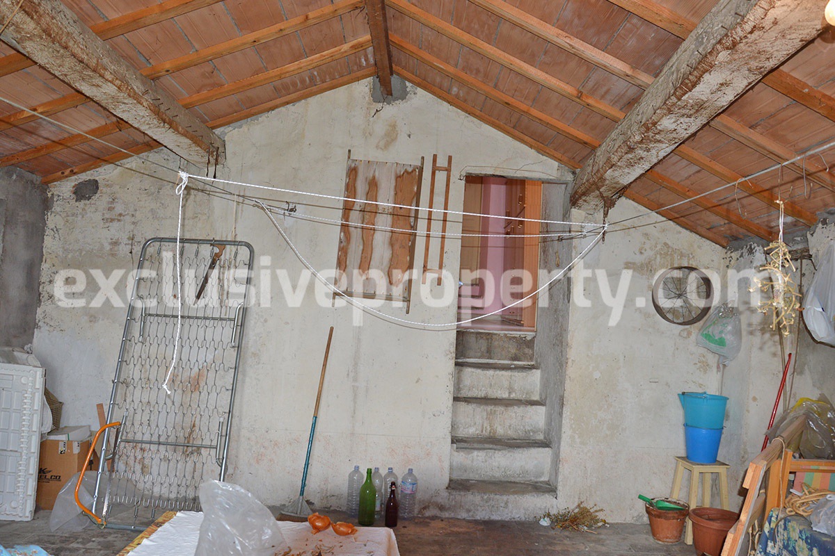 Old stone house in a charming historical building for sale Abruzzo few km from the sea