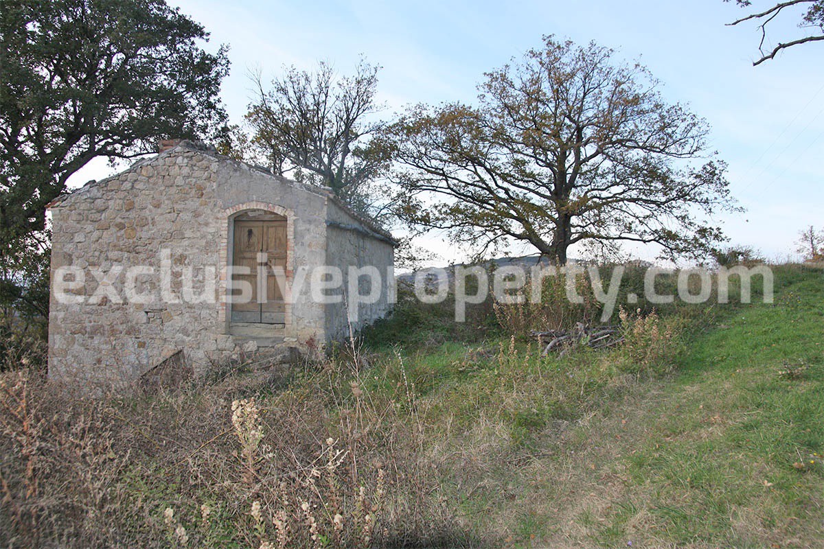 Stone country house for sale to rebuild in Abruzzo few km from the sea 3