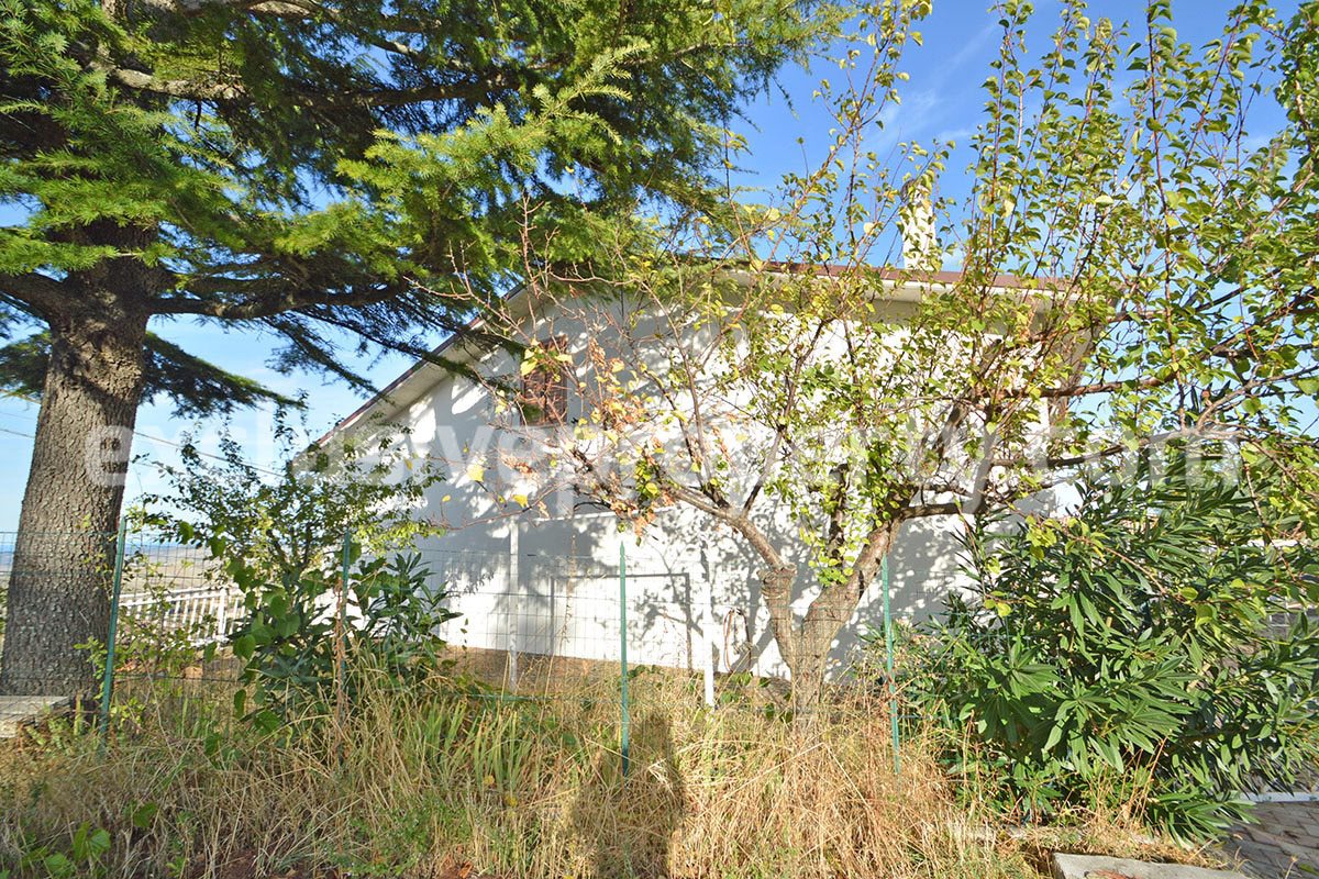 Habitable property with terrace garden and sea view for sale in Abruzzo 7