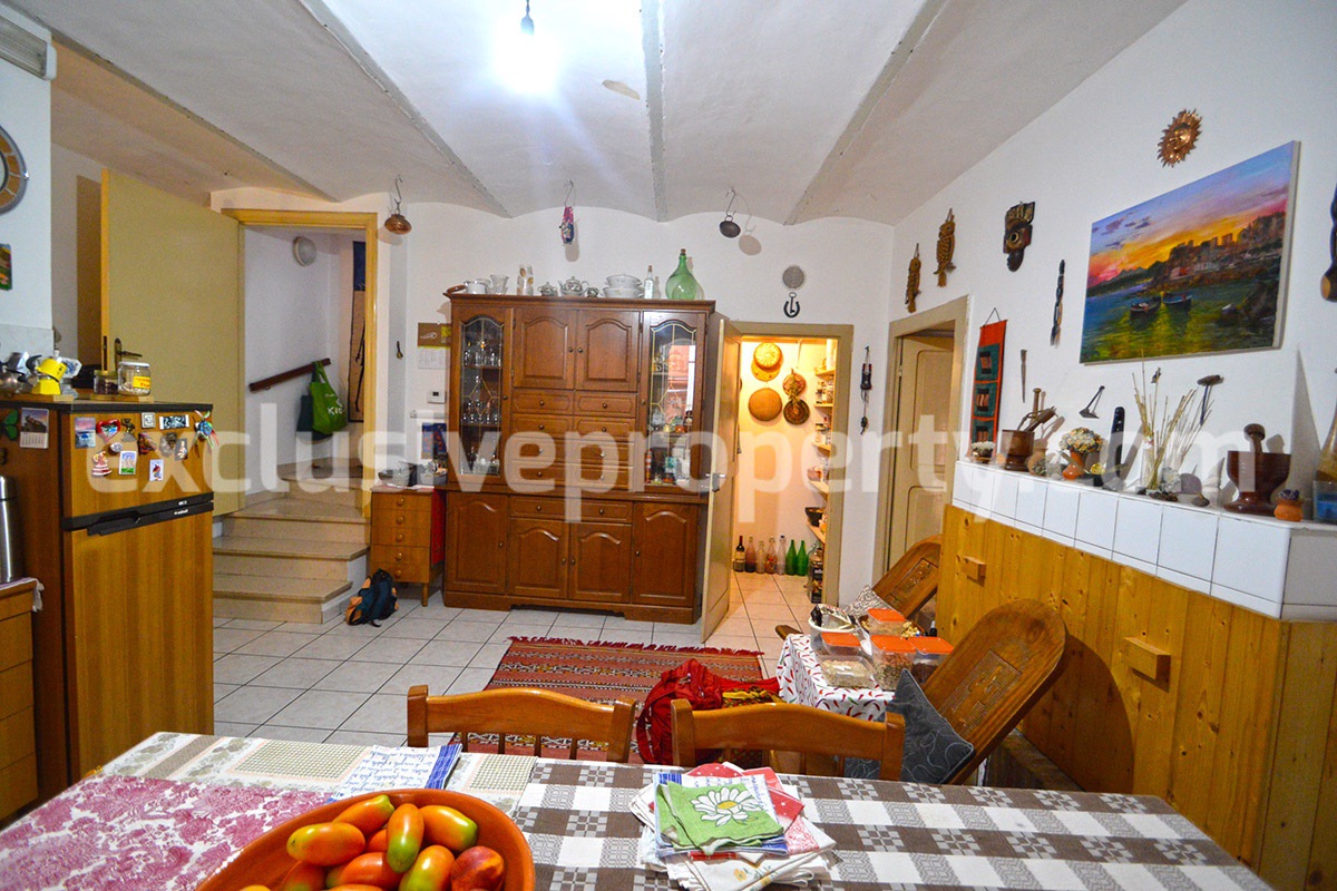 Habitable town house with garage and land for sale in Abruzzo not far from the sea
