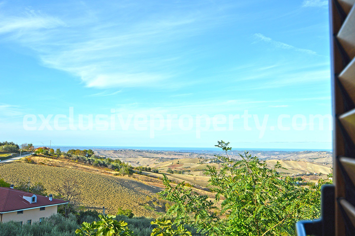 Habitable property with terrace garden and sea view for sale in Abruzzo 15