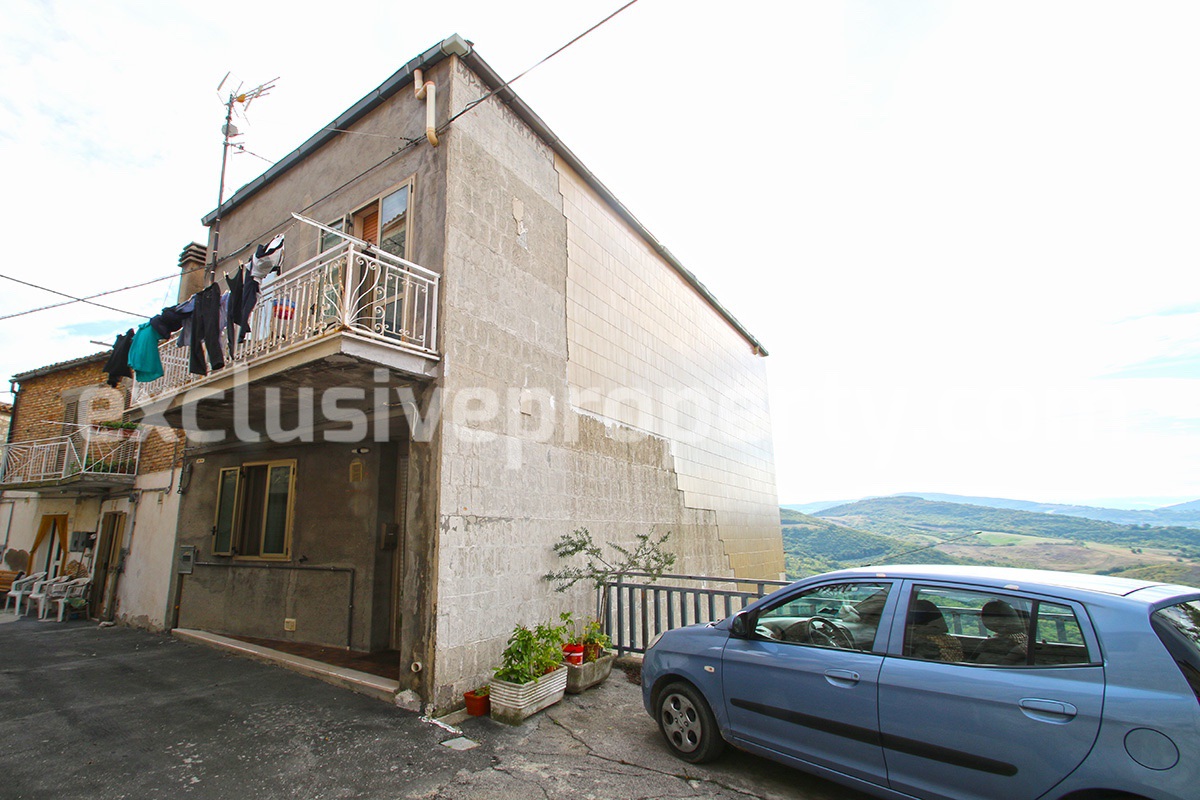 Spacious house for sale not far from the sea in Abruzzo