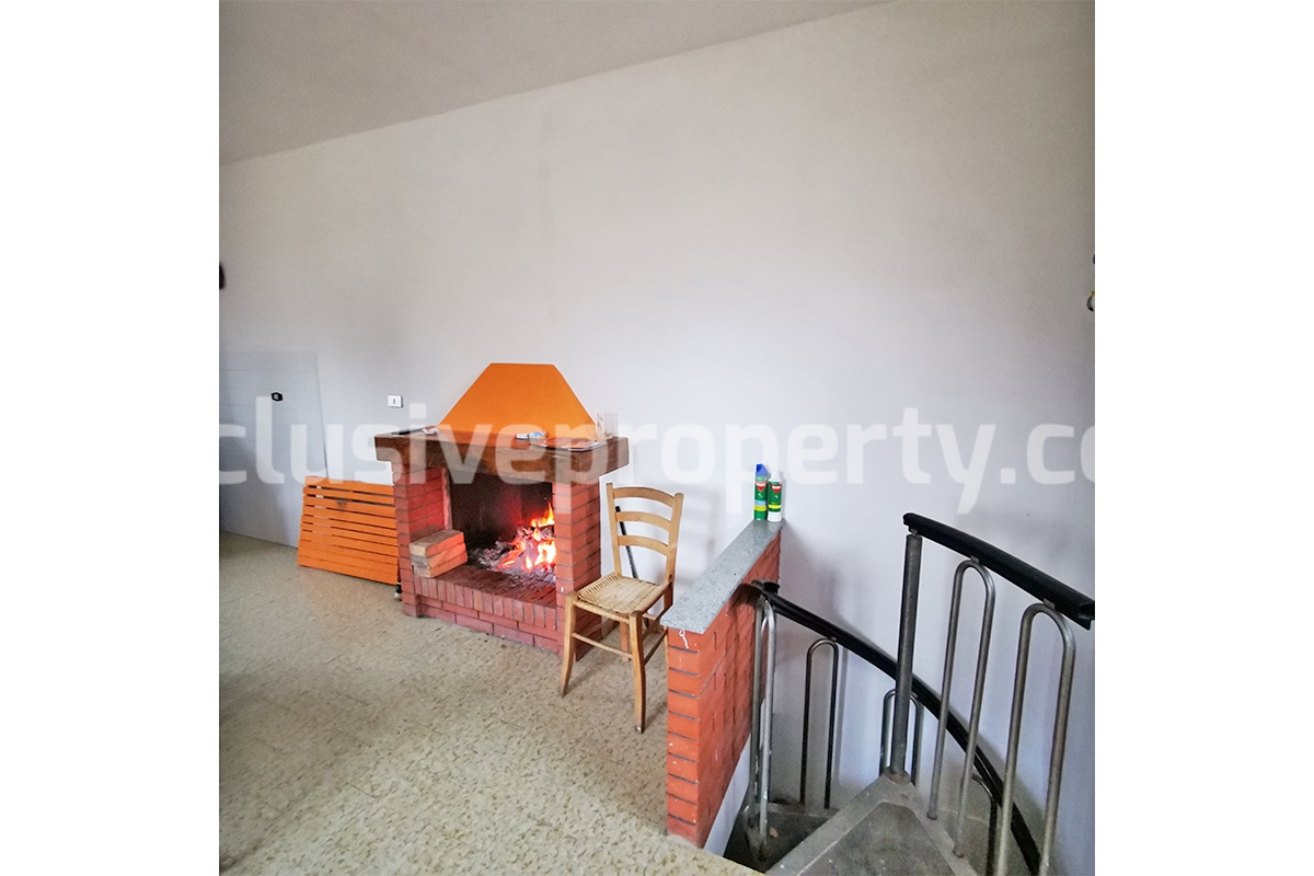 Stand alone stone house with land for sale in Abruzzo 14