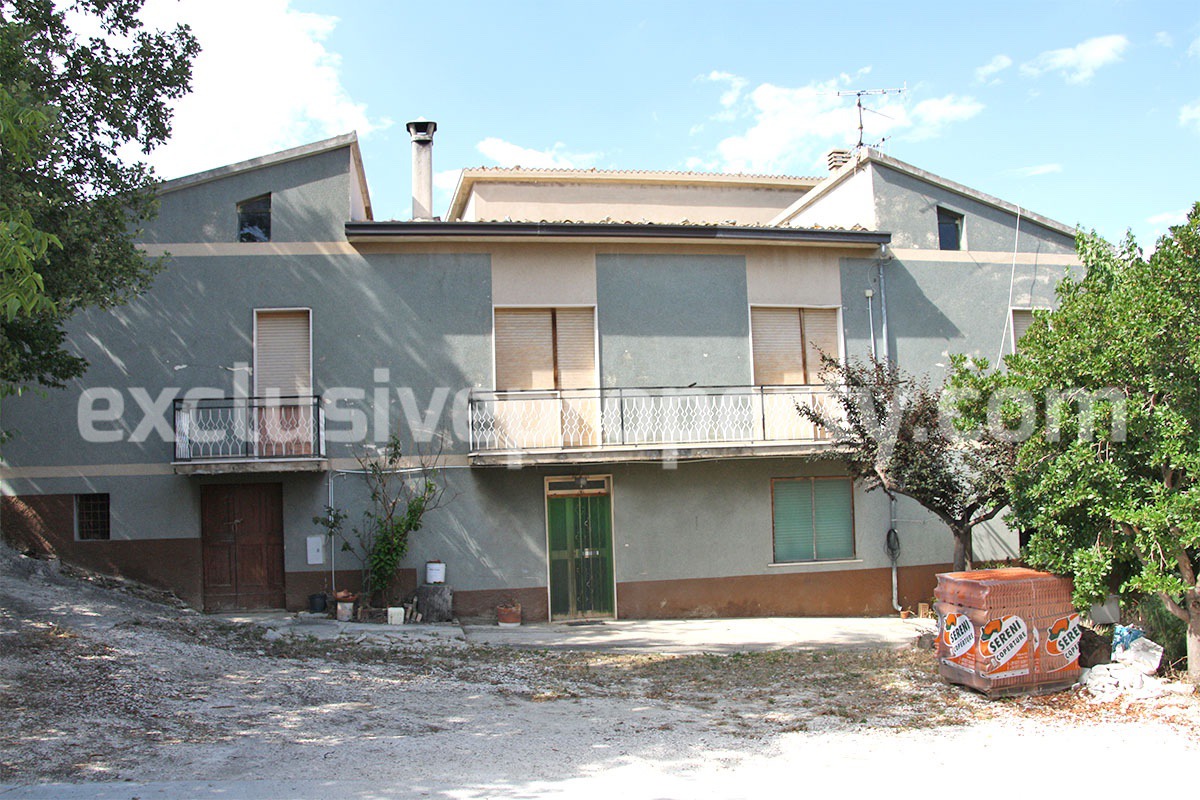 Town house in good condition in Roccascalegna Abruzzo