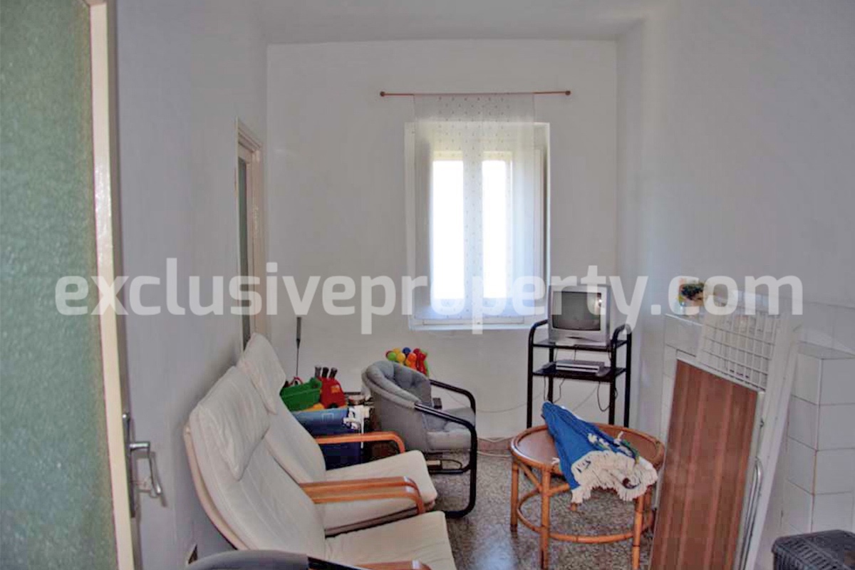 Spacious house with garden for sale in Roio del Sangro Chieti 13