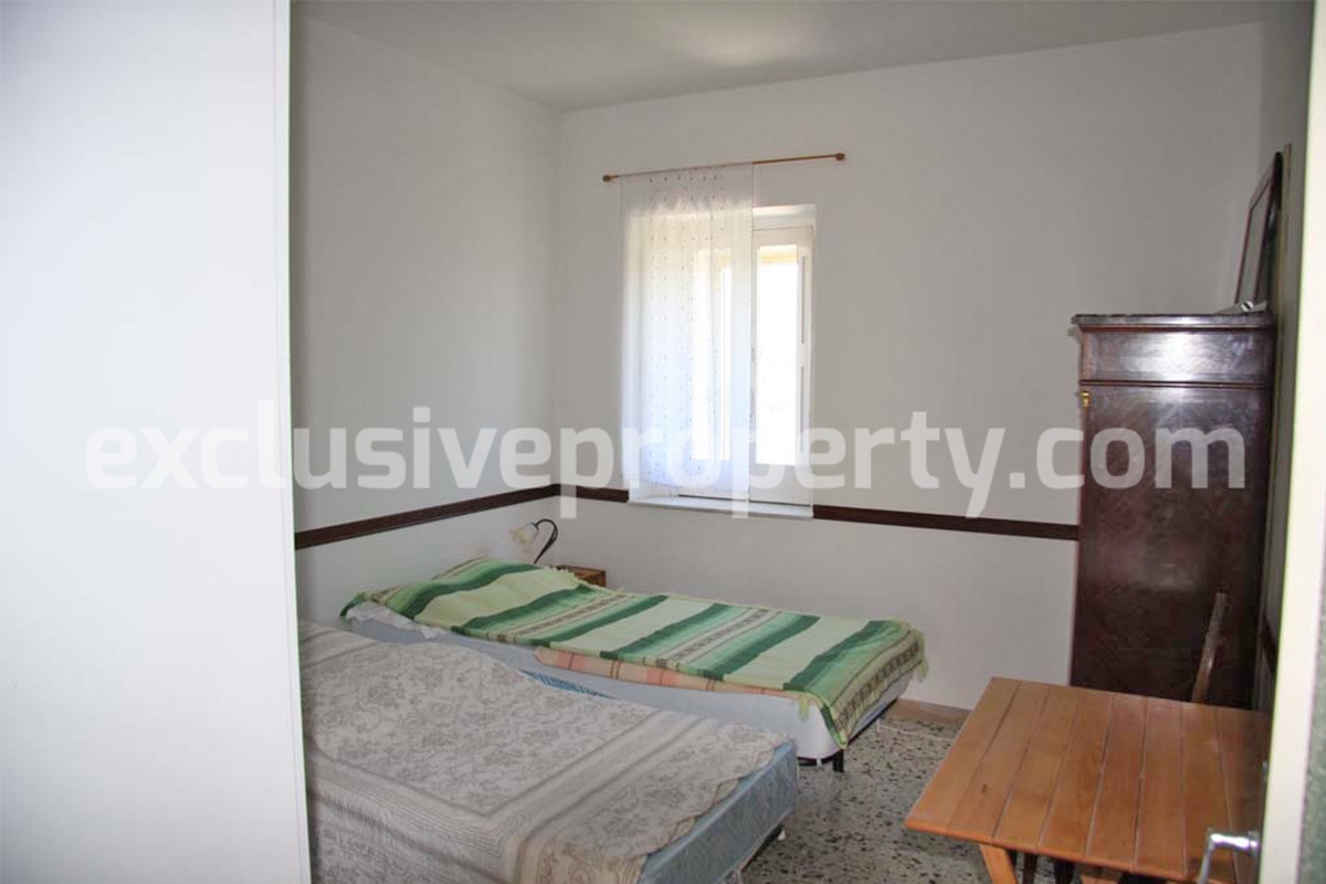 Spacious house with garden for sale in Roio del Sangro Chieti 14