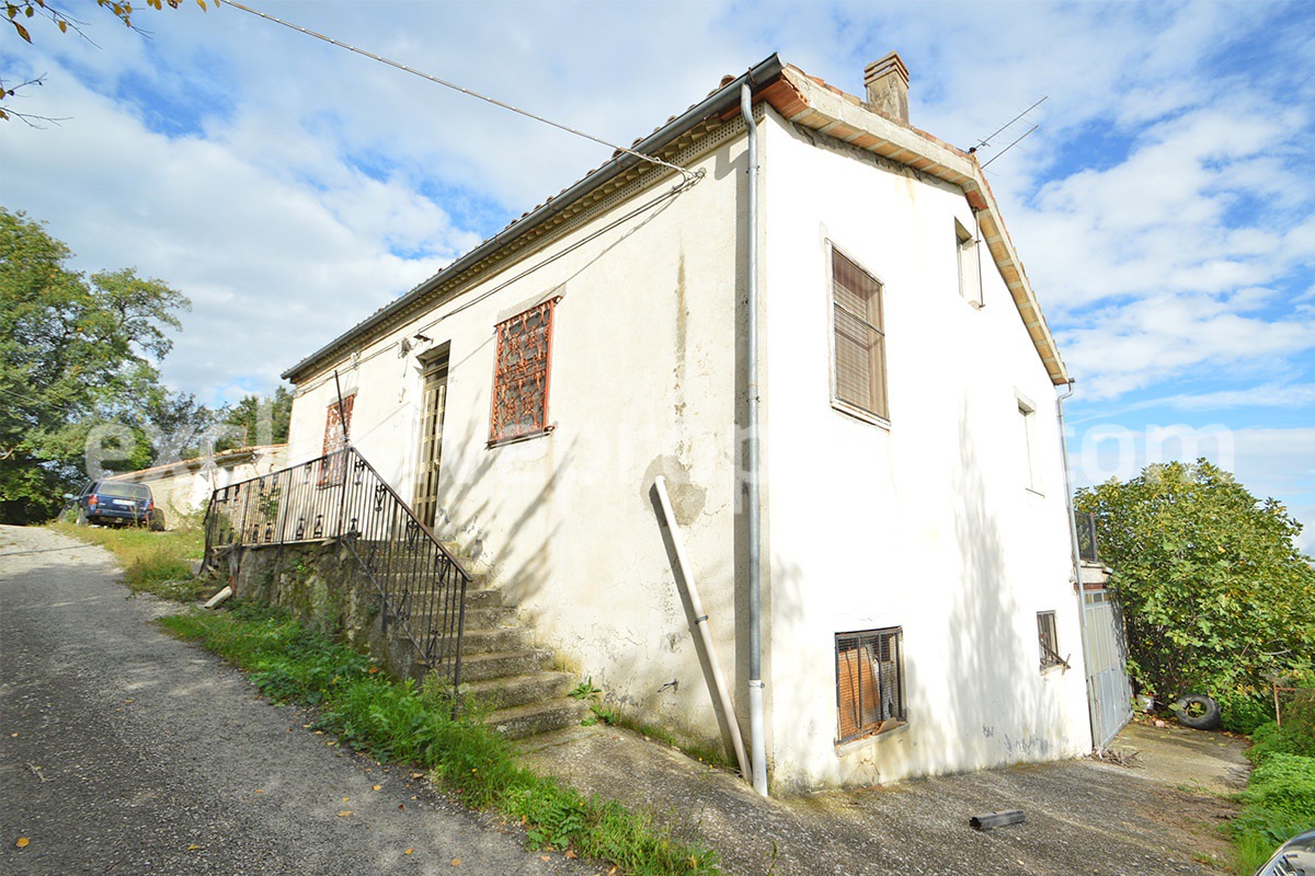 Property with terrace and garage for sale in Italy Abruzzo