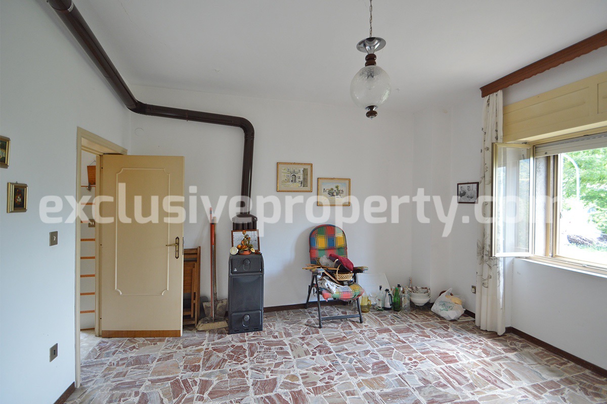 Country house semi detached for sale in Roccaspinalveti Abruzzo Region Italy