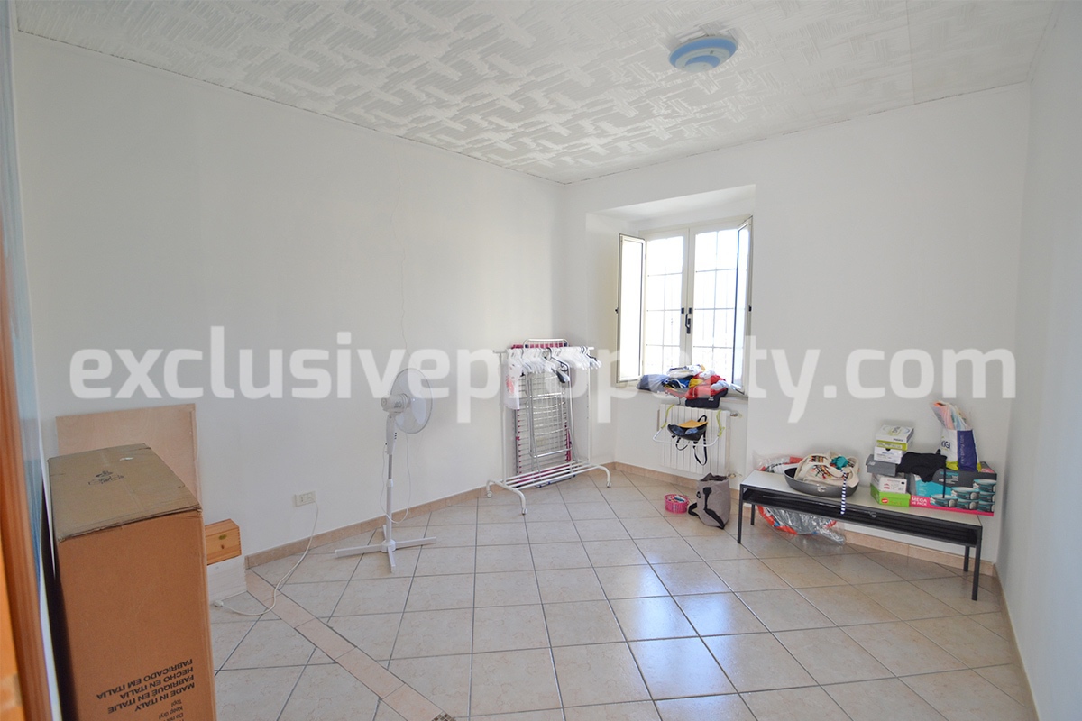 Habitable house of about 85 sq m and in excellent condition for sale in Abruzzo