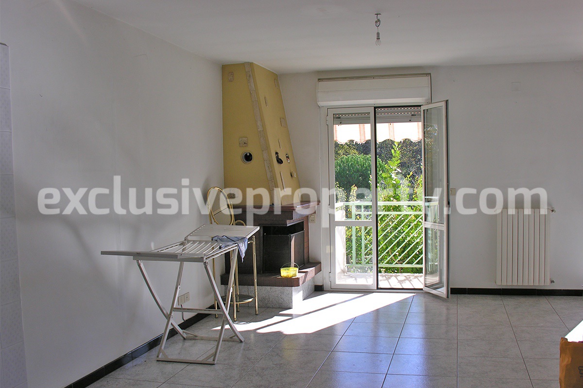 Three-storey town house with garden for sale in San Salvo 18