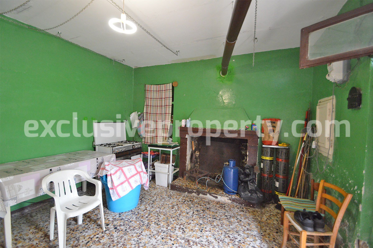Detached house with land developed on one floor for sale in Scerni Abruzzo