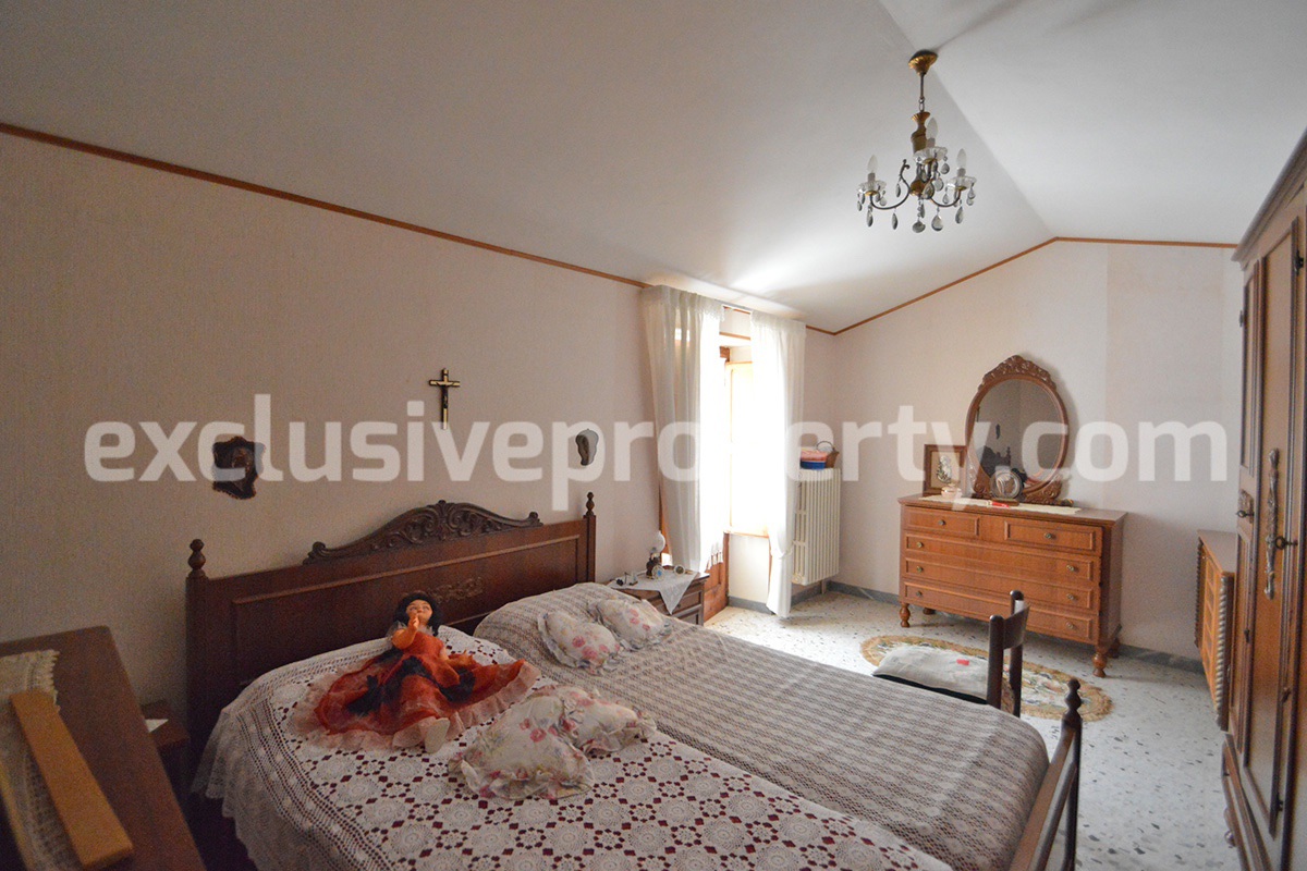 Two storey house in excellent condition with outdoor space for sale in Molise Italy 19