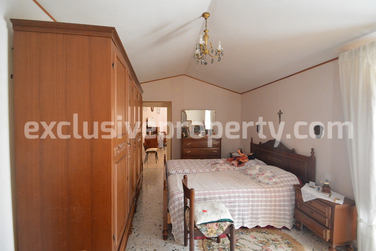 Two storey house in excellent condition with outdoor space for sale in Molise Italy 20