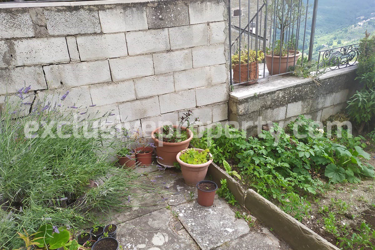 Two storey house in excellent condition with outdoor space for sale in Molise Italy 26