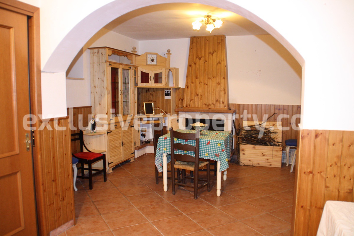 Independent stone house for sale in Bagnoli del Trigno Isernia Molise 8