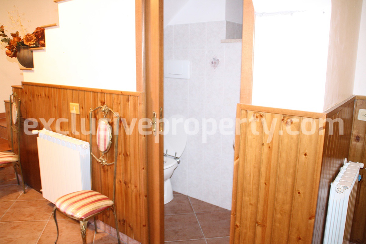 Independent stone house for sale in Bagnoli del Trigno Isernia Molise 13