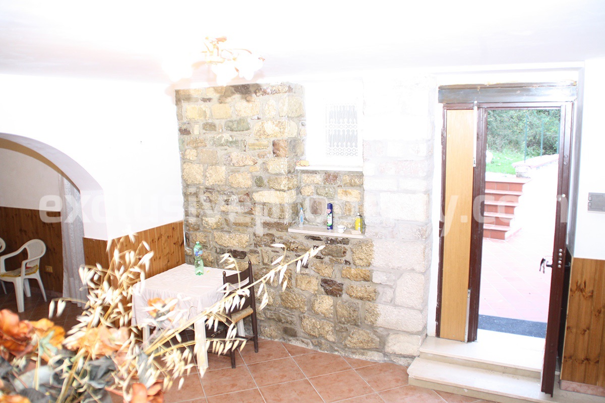 Independent stone house for sale in Bagnoli del Trigno Isernia Molise 7