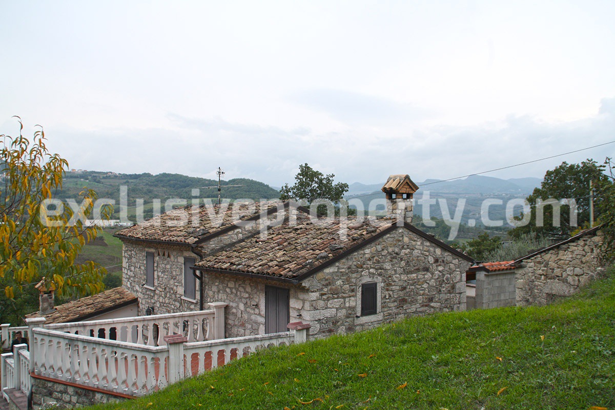 Independent stone house for sale in Bagnoli del Trigno Isernia Molise 23