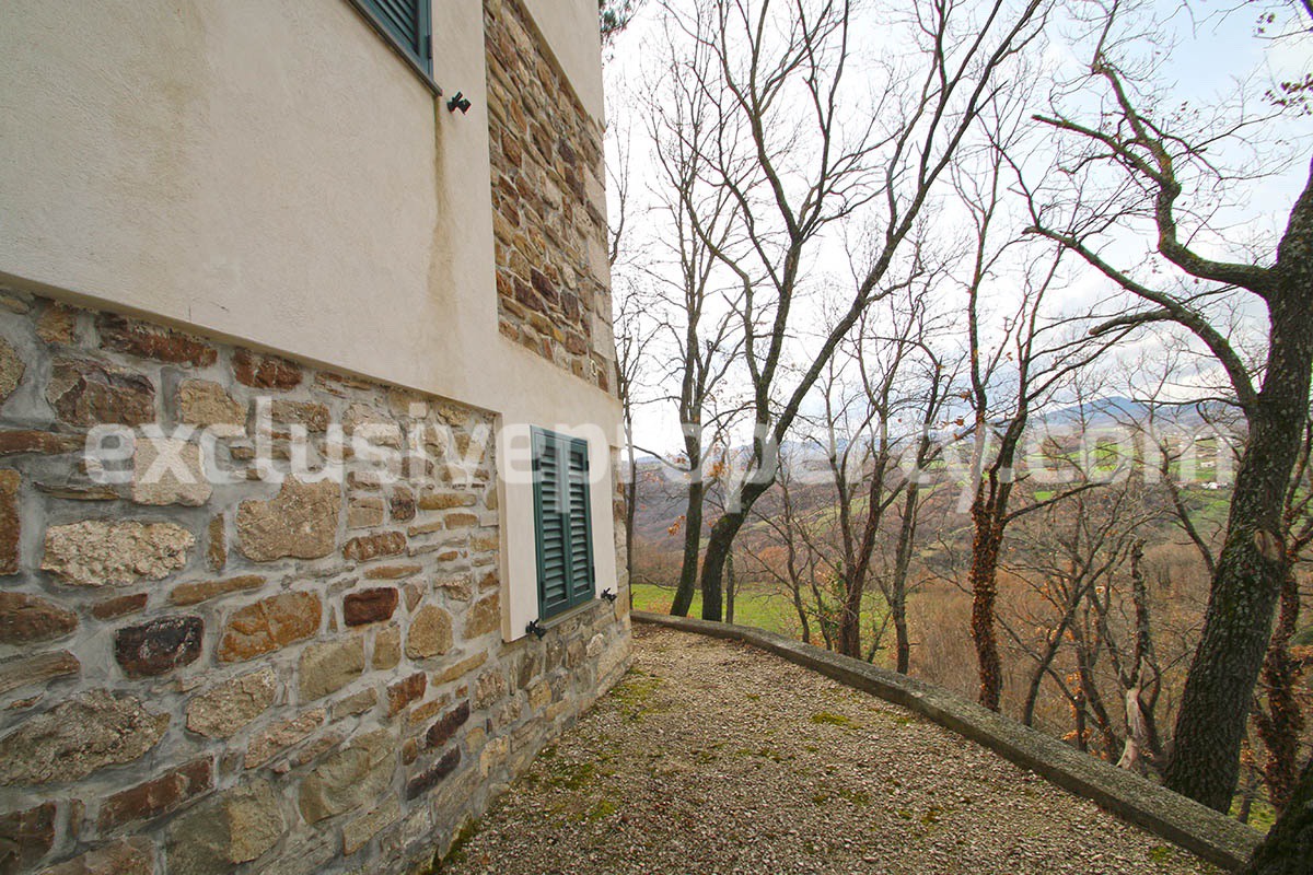 Habitable country house with land for pool for sale in Italy Region Molise 6