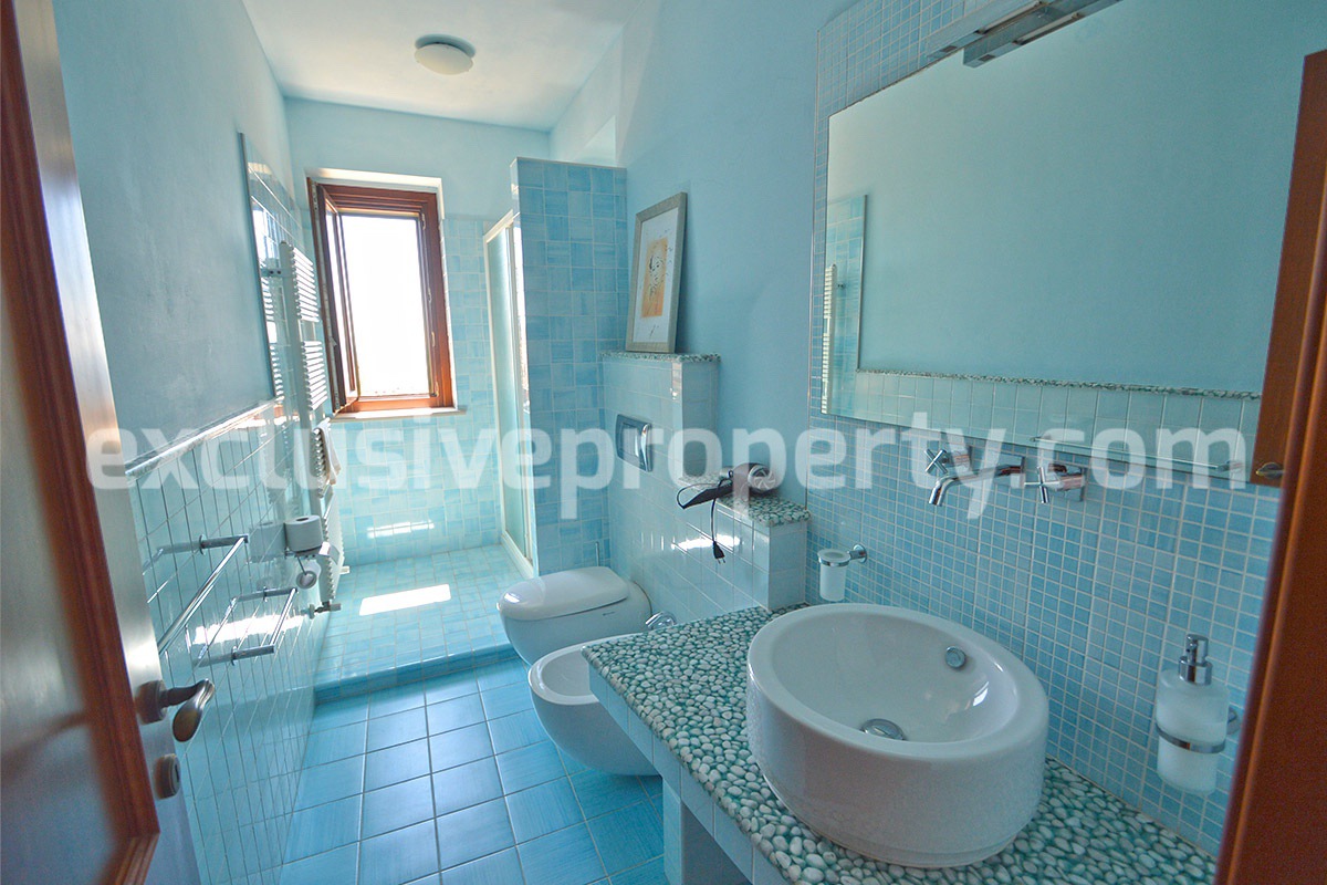 Spacious renovated house with garden for sale in the Abruzzo region