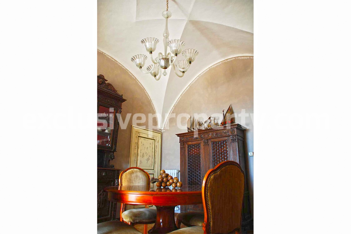 Portion apartment habitable of the Palazzo d Avalos for sale Vasto Abruzzo Italy 15
