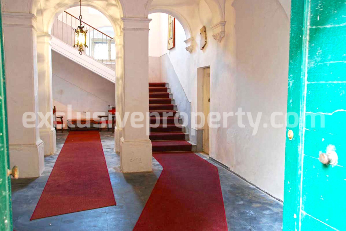 Portion apartment habitable of the Palazzo d Avalos for sale Vasto Abruzzo Italy 31