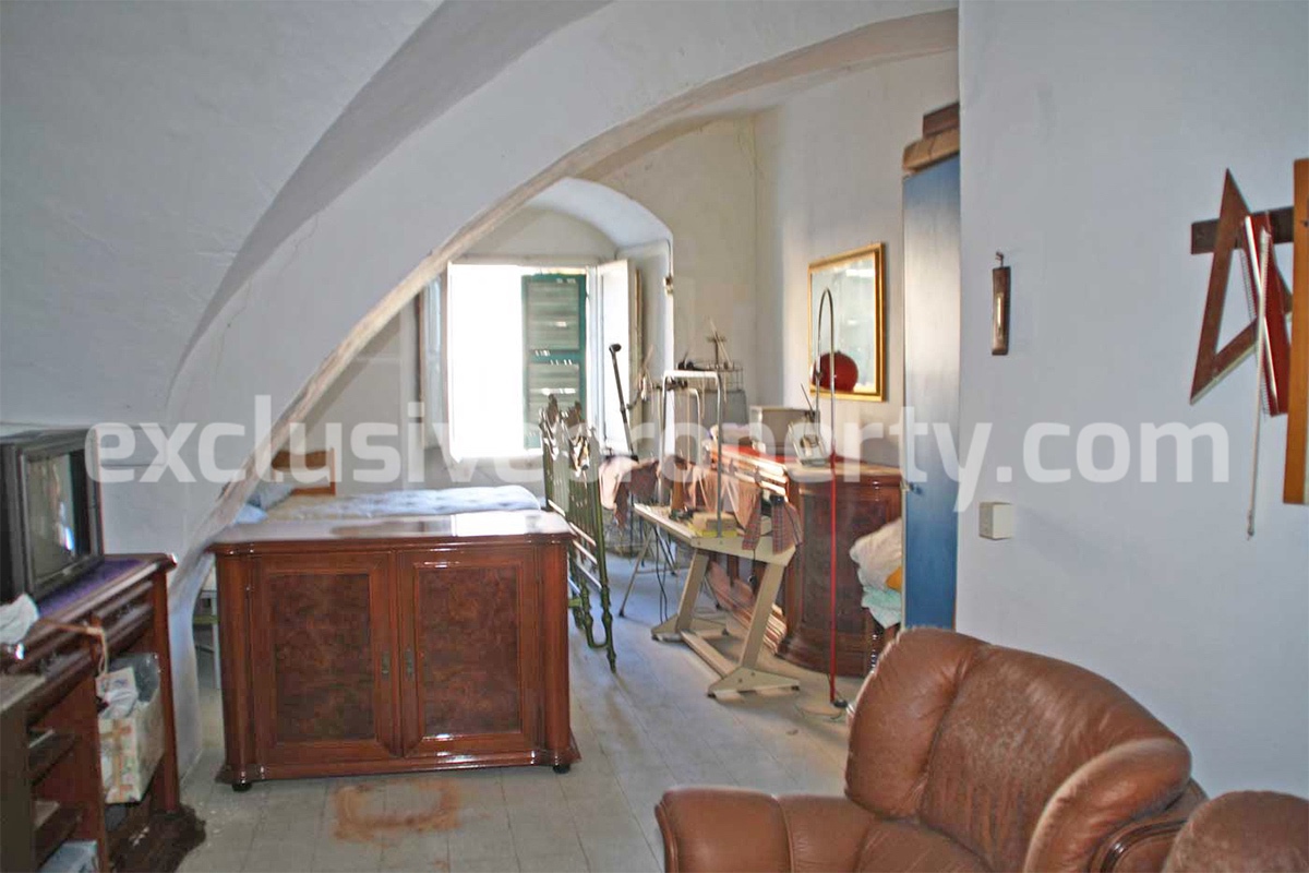 Portion apartment habitable of the Palazzo d Avalos for sale Vasto Abruzzo Italy 25