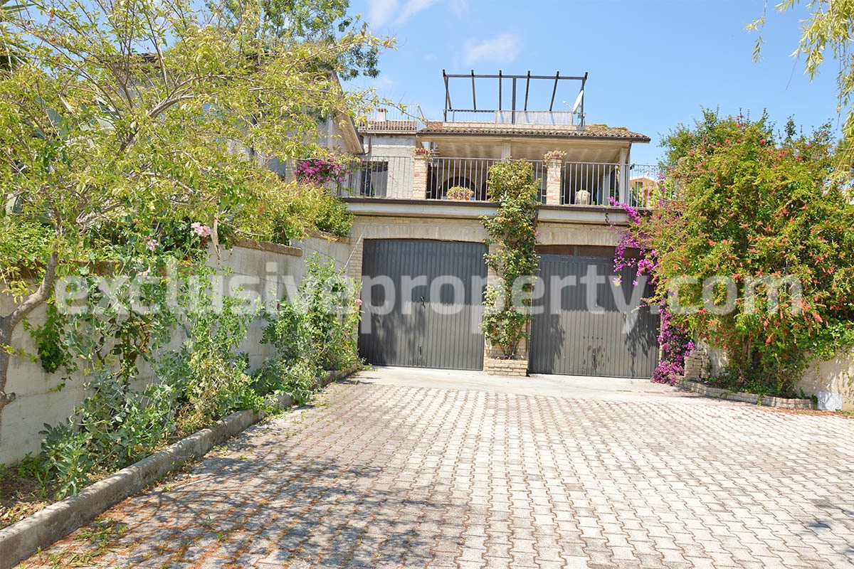 Luxury villa sea view for sale in Vasto Marina Chieti Abruzzo 62