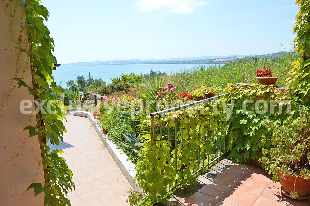 Luxury villa sea view for sale in Vasto Marina Chieti Abruzzo 5
