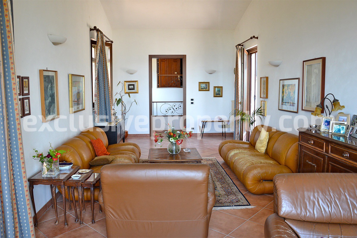 Luxury villa sea view for sale in Vasto Marina Chieti Abruzzo 13