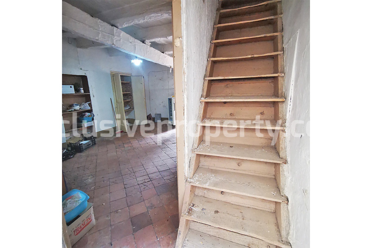 Stone house to be completely restored inside for sale in Civitacampomarano 6