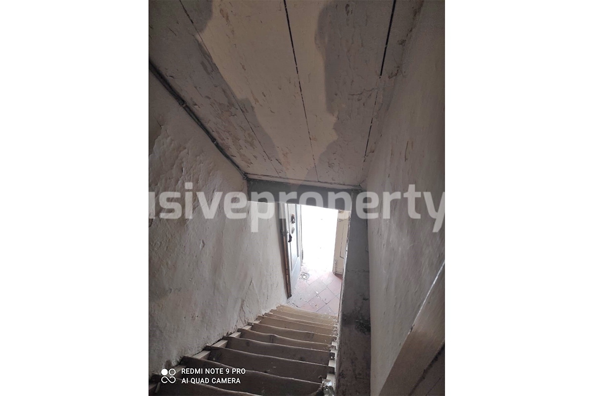 Stone house to be completely restored inside for sale in Civitacampomarano 12