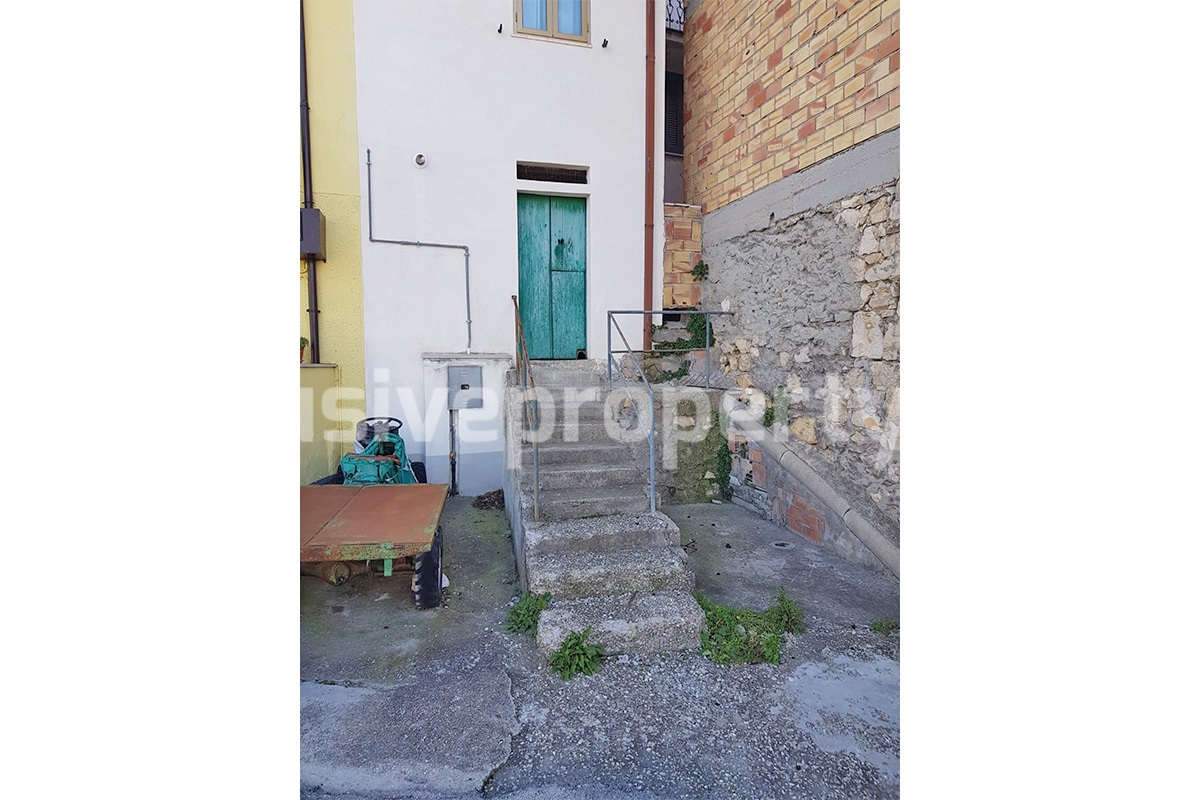 Habitable village house with cellar for sale in Abruzzo - Celenza sul Trigno 30