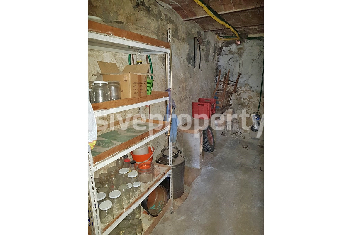Habitable village house with cellar for sale in Abruzzo - Celenza sul Trigno 37