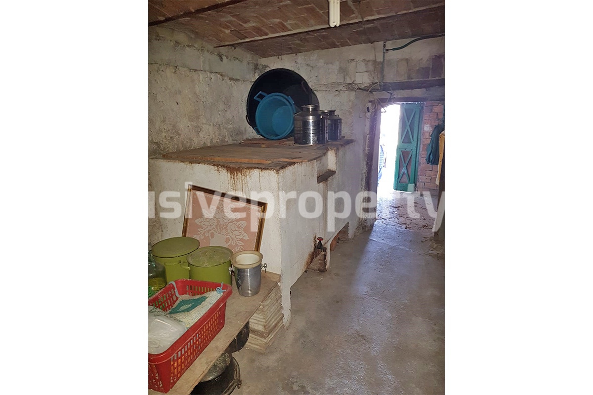 Habitable village house with cellar for sale in Abruzzo - Celenza sul Trigno 35