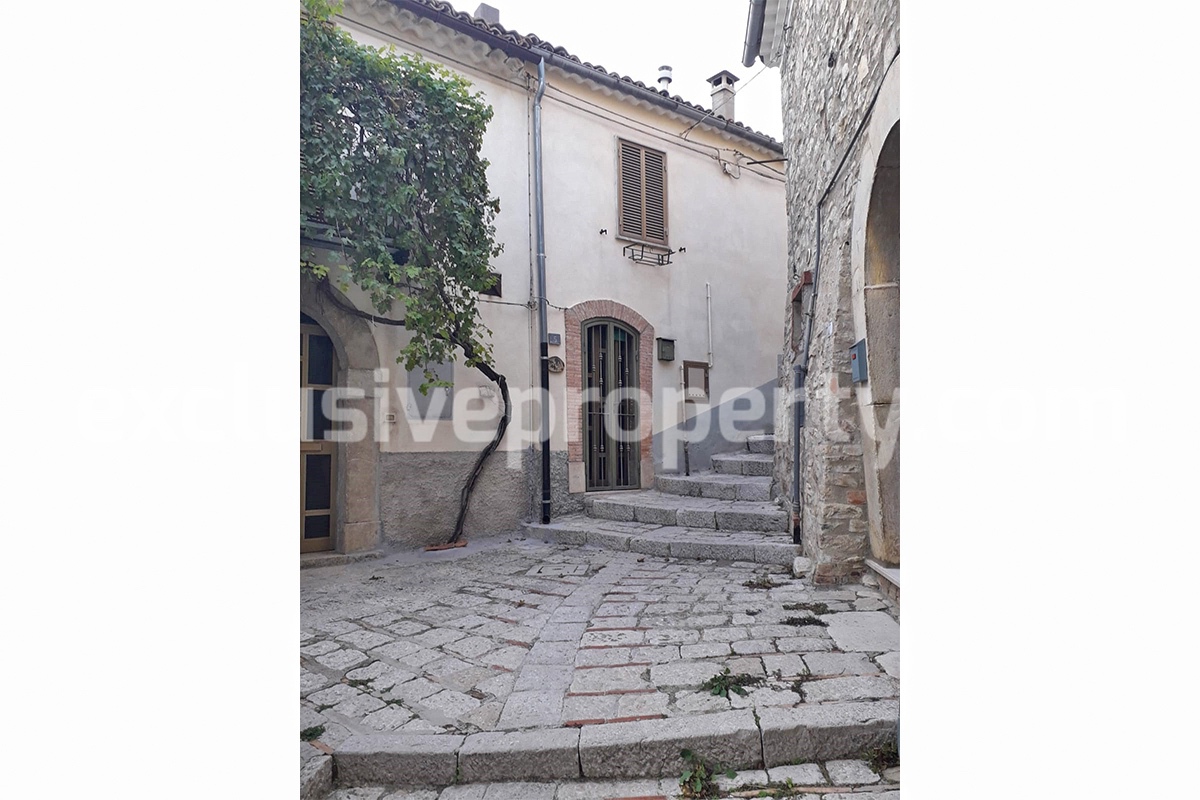 Town house for sale in the historic center of Trivento - Molise