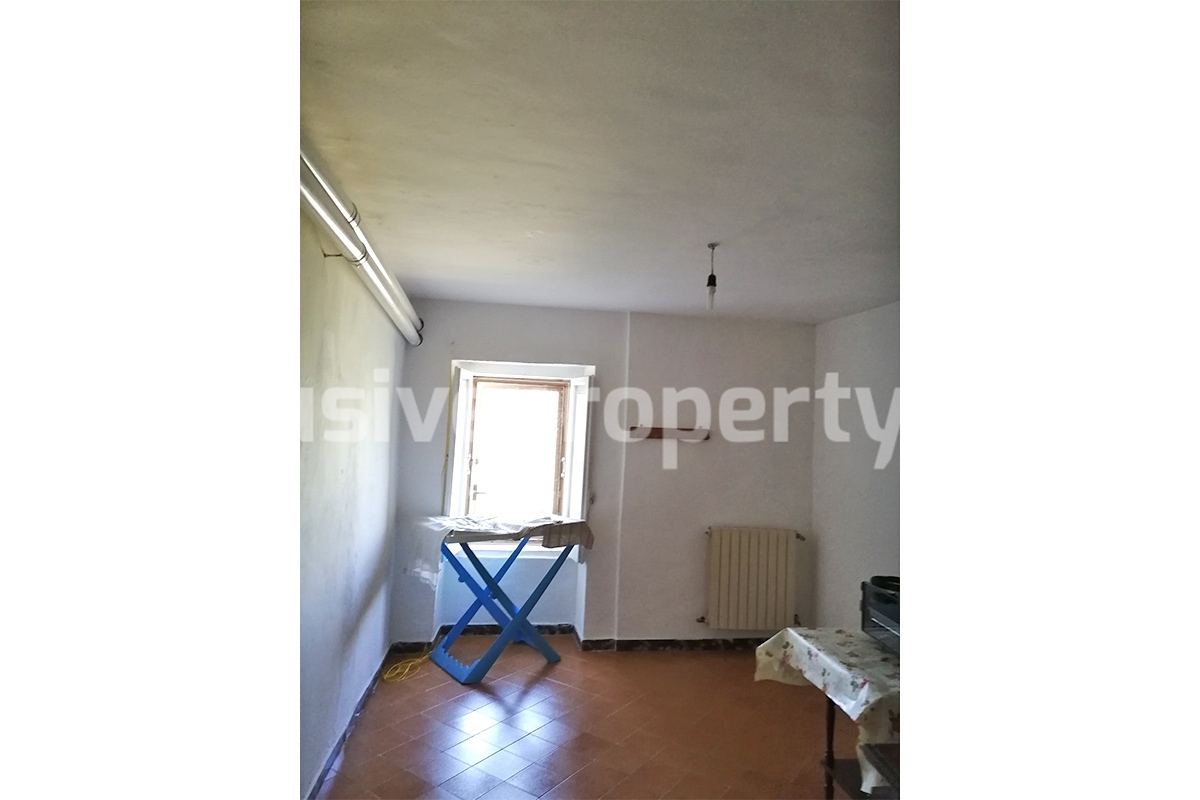 Large rural house with garden for sale in Torricella Peligna - Abruzzo 5