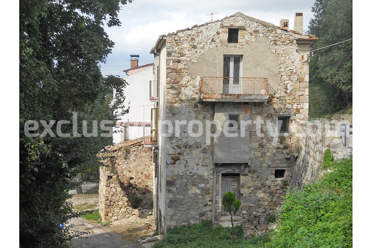Large rural house with garden for sale in Torricella Peligna - Abruzzo 16