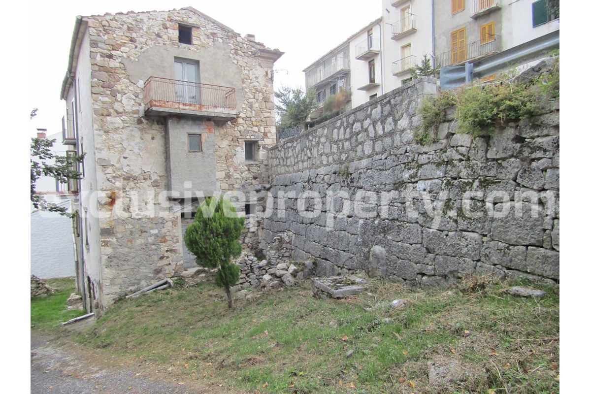 Large rural house with garden for sale in Torricella Peligna - Abruzzo 17