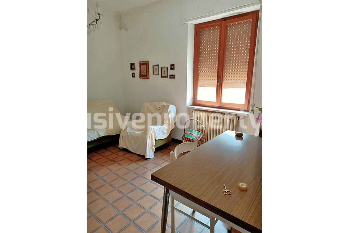 Habitable town house with garage for sale in Furci - on the green hills of Abruzzo