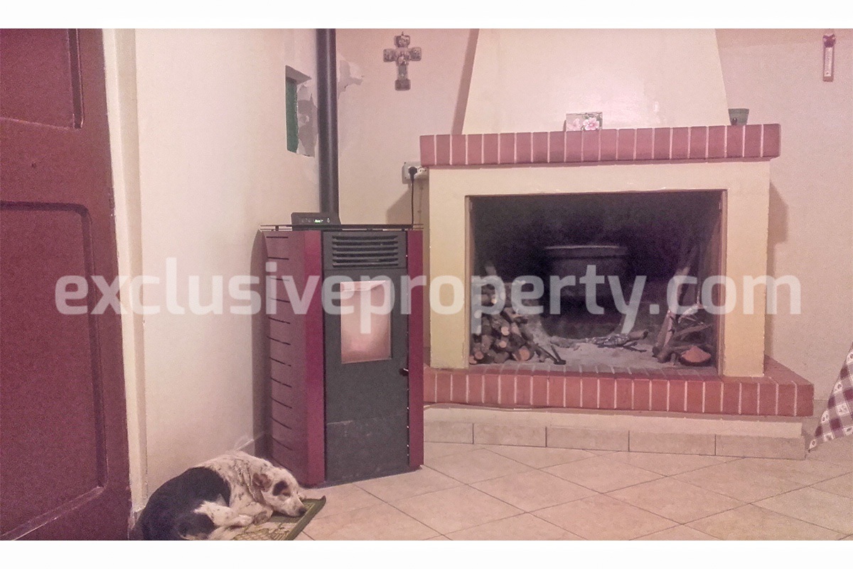 House with sea view and garden for sale in the countryside of Paglieta - Abruzzo 5