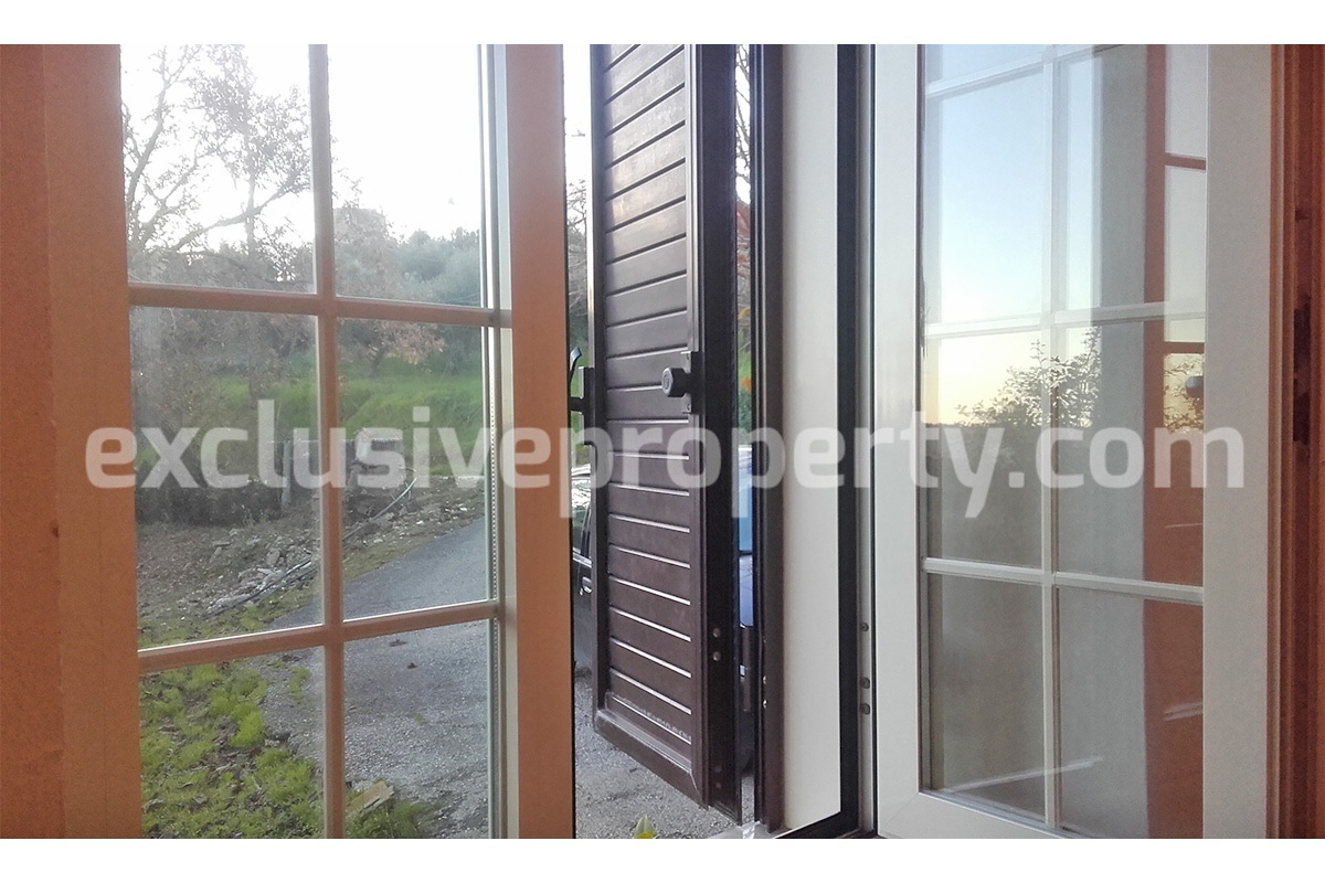 House with sea view and garden for sale in the countryside of Paglieta - Abruzzo 12