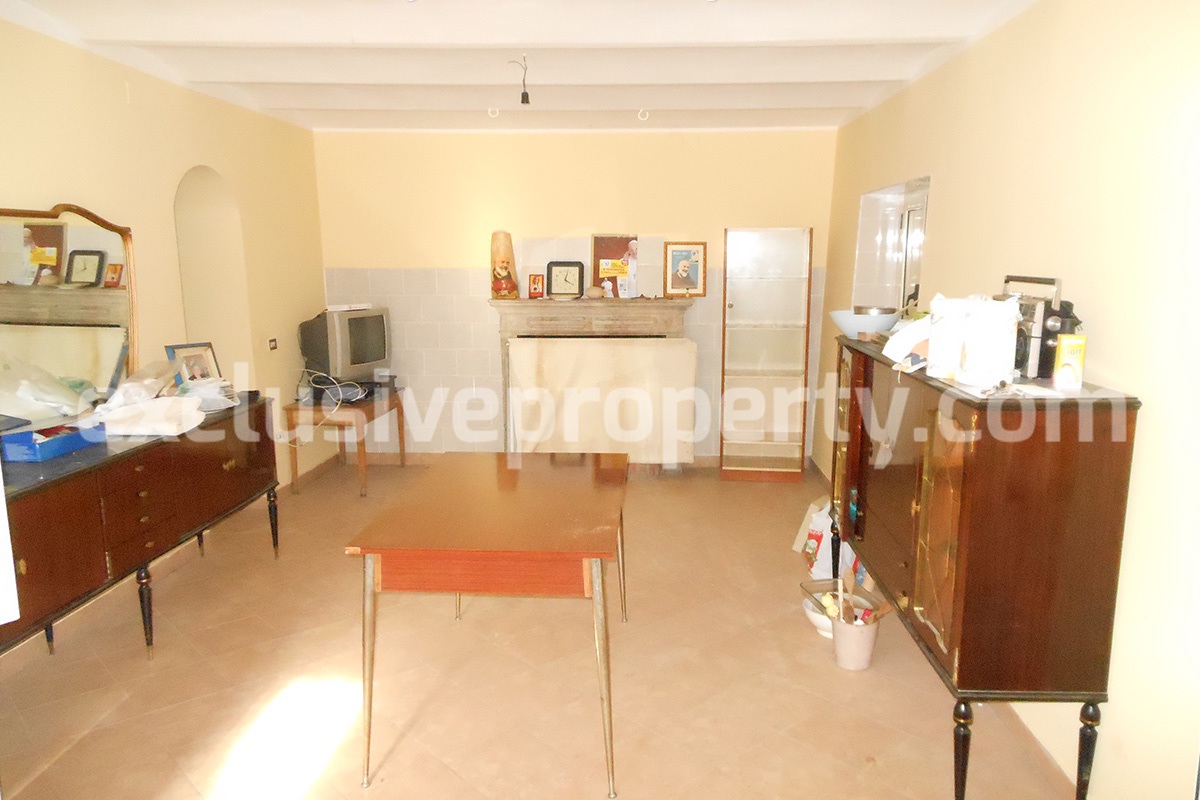 Spacious country villa for sale in Busso Campobasso 6