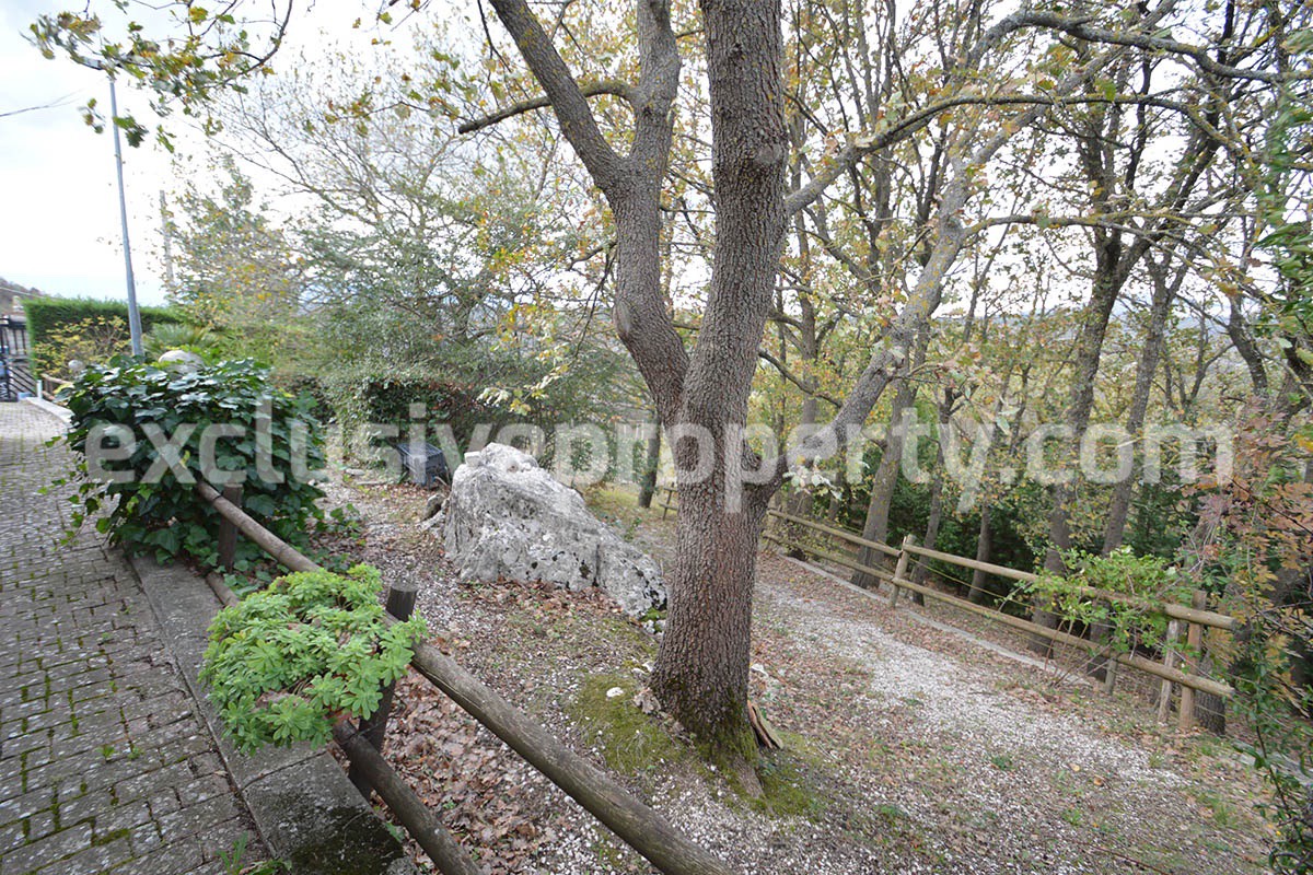 Small villa on one floor for sale in Molise Italy 7