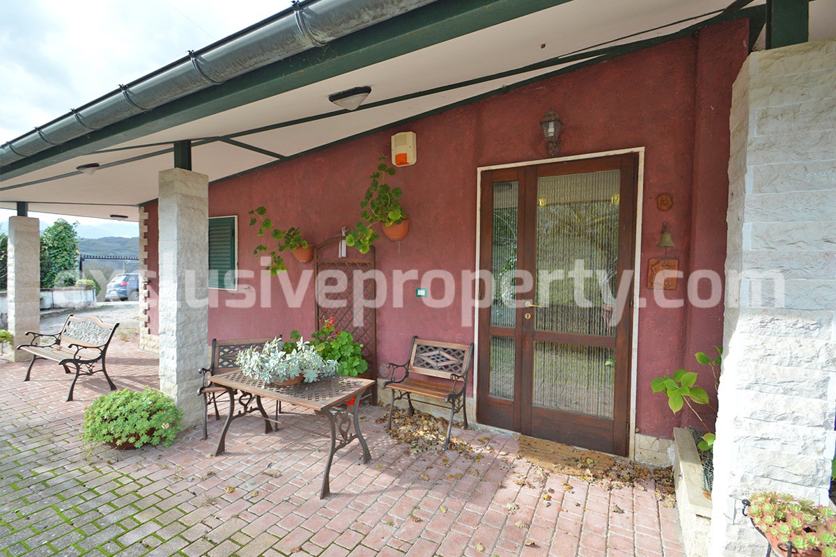 Small villa on one floor for sale in Molise Italy 12