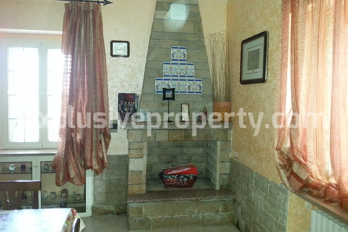 Renovated country house with rustic furniture for sale in the Molise Region 14
