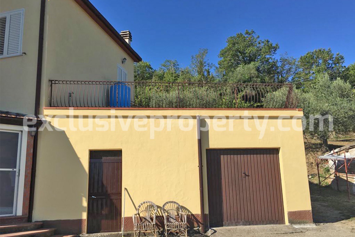 Renovated country house with rustic furniture for sale in the Molise Region 45