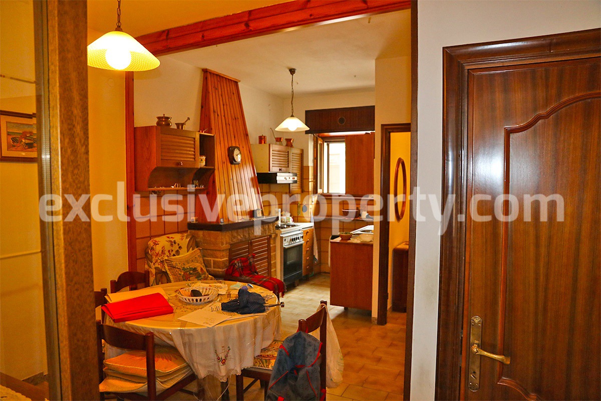 Spacious house with outdoor area cellars and panoramic views for sale in Molise 3