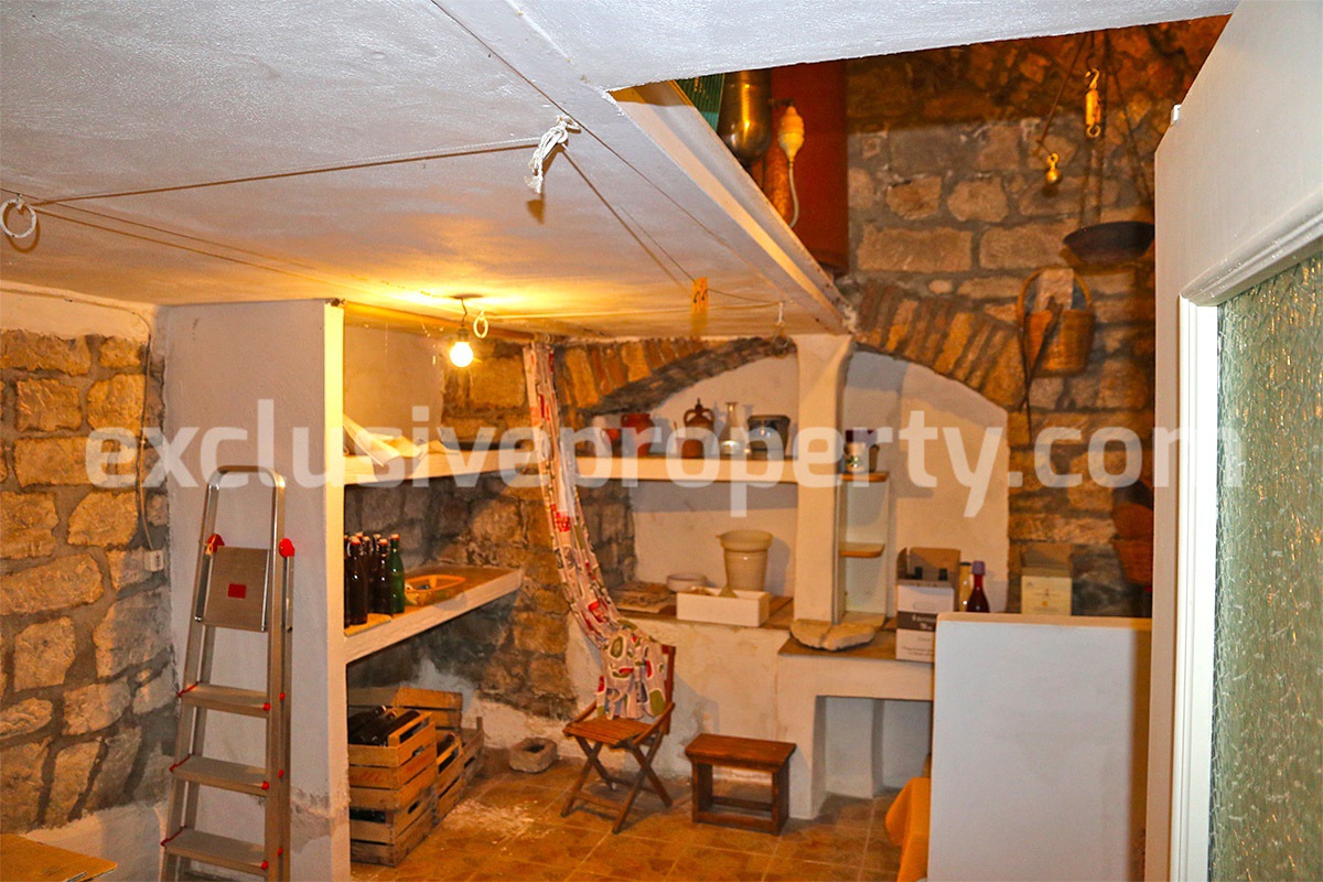 Spacious house with outdoor area cellars and panoramic views for sale in Molise 27