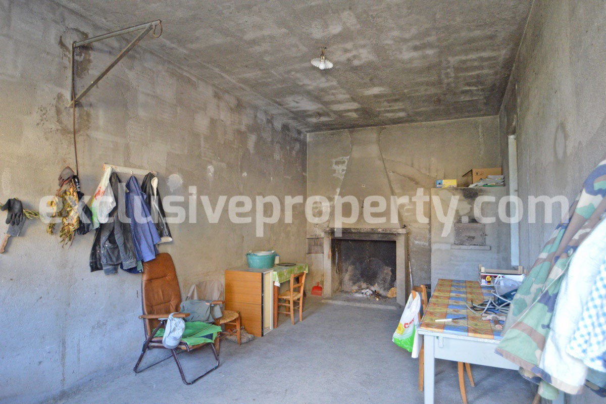 Big habitable house with garden and terrace for sale in Abruzzo